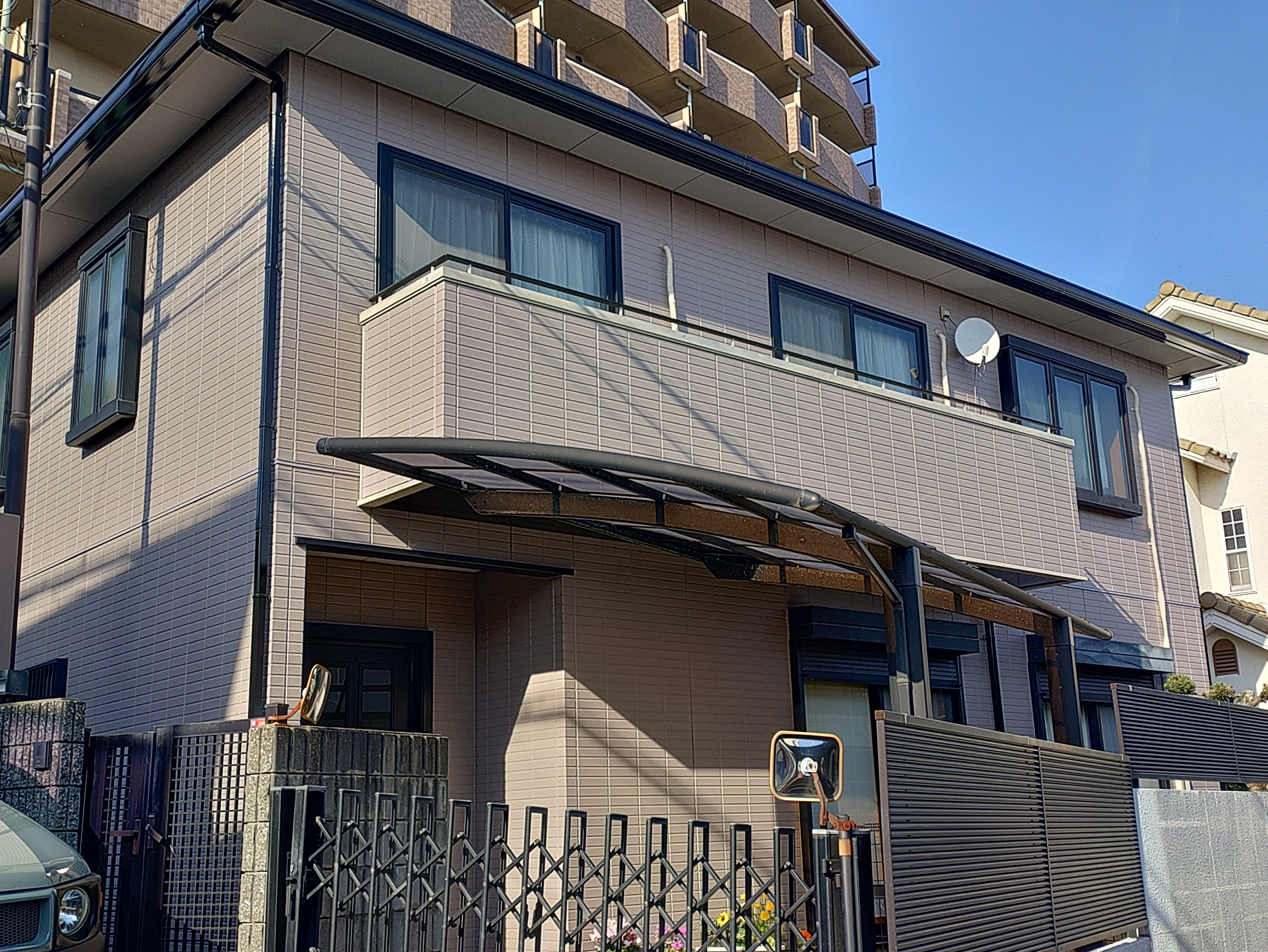 ハウスメーカーの戸建住宅　外壁塗装